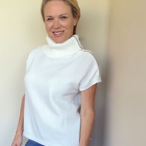 Michael Kors White Shortsleeved Sweater (L)